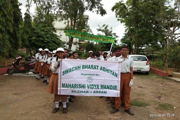 Plantation was organised at Maharishi Vidya Mandir Silchar, Assam on Environment Day. Principals, Teachers, Staff and Students have participated in an awareness rally and enjoyed plantation.